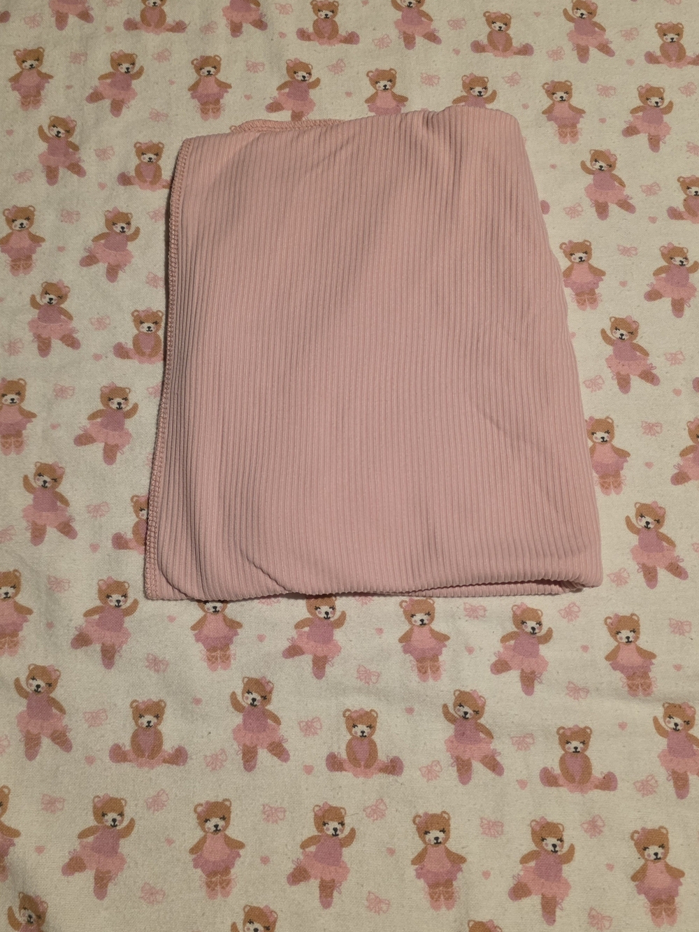 5/$20 Le Petit Baby Pink Breathable Swaddle Or Blanket